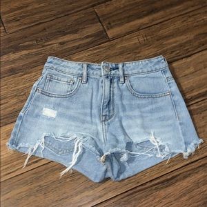 PacSun light wash ripped jean shorts